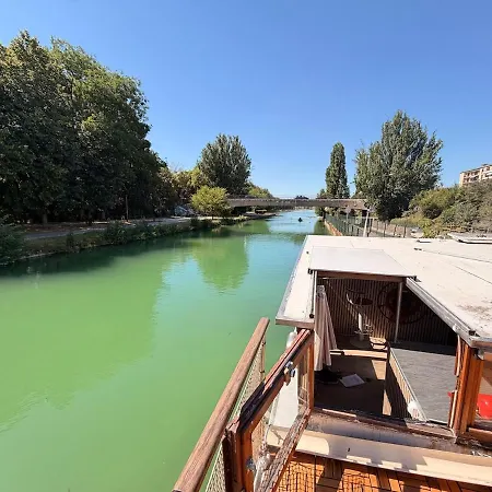 La péniche des sacres au cœur de Reims Botel
