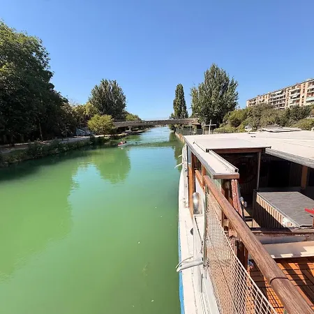 La péniche des sacres au cœur de Reims Reims