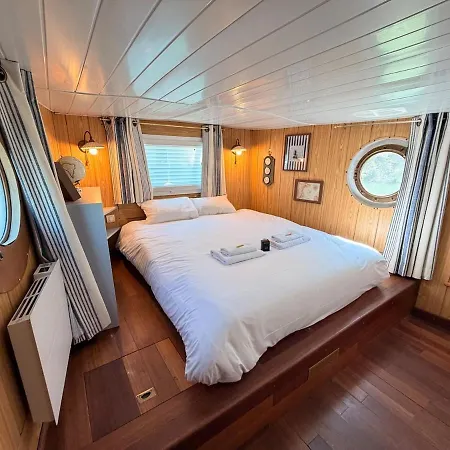 La péniche des sacres au cœur de Reims Botel Reims